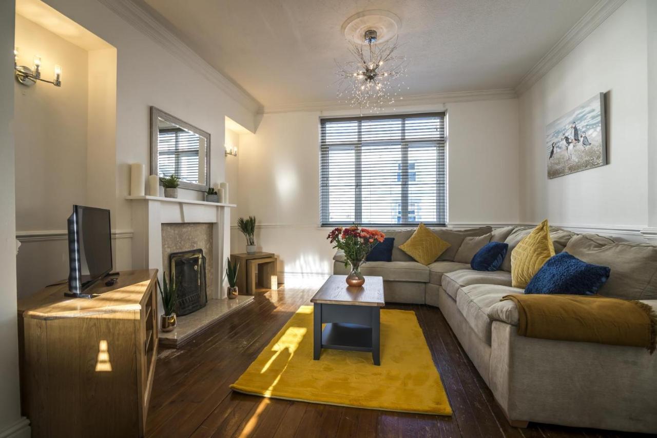 Ivydene - 3 Bedroom Holiday Home - Tenby Luaran gambar